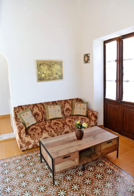 Meandros Suite In Old Town Rhodes City Exterior photo